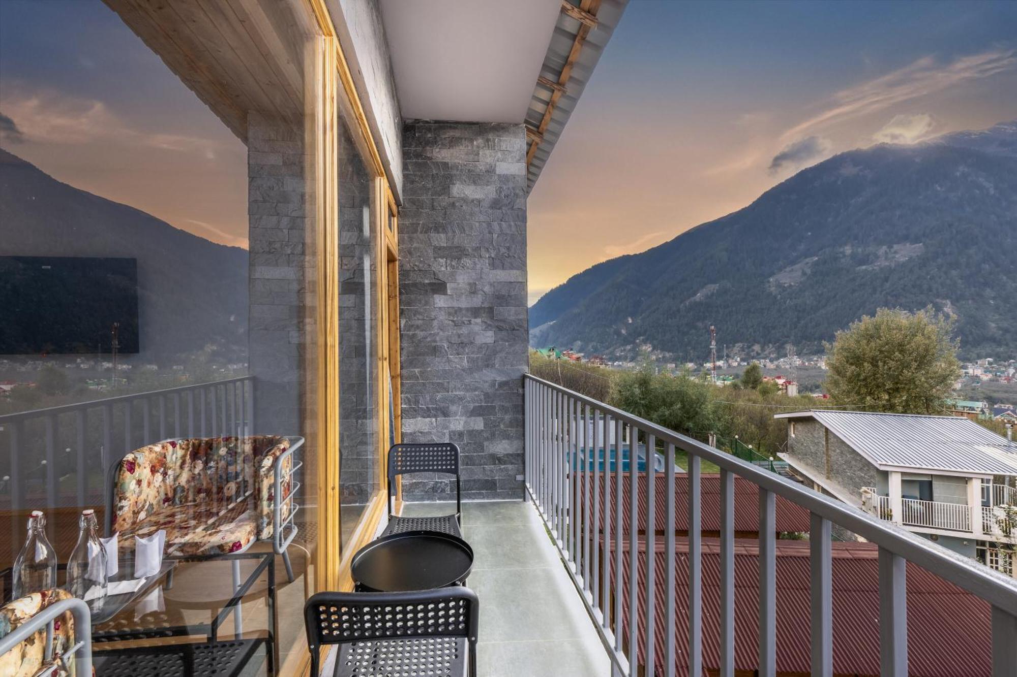 Echor Himalayan Heights Luxe Manali Ξενοδοχείο Εξωτερικό φωτογραφία