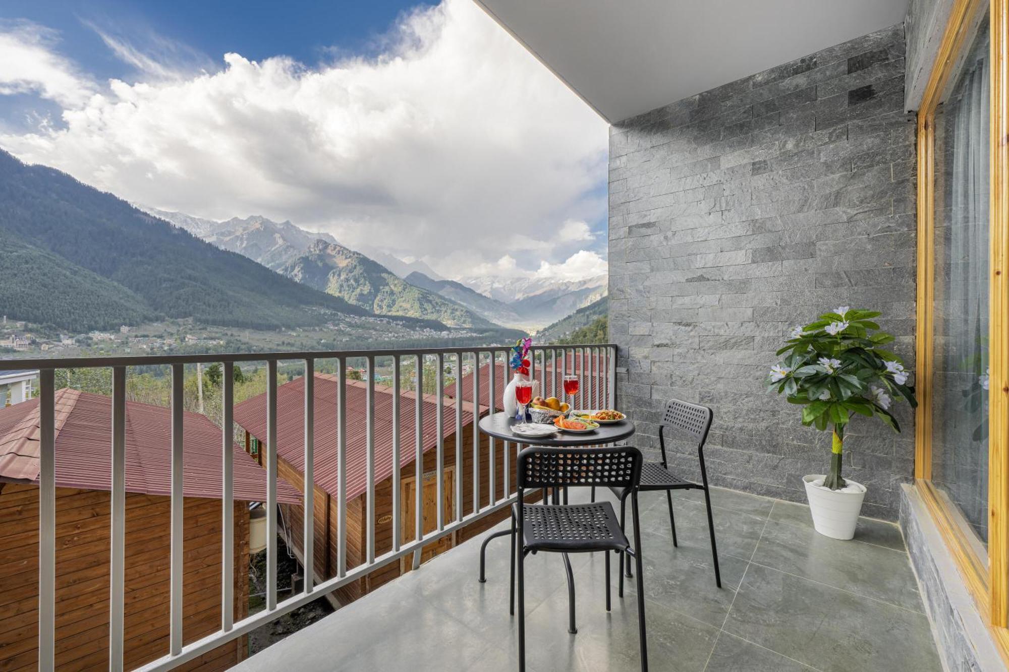 Echor Himalayan Heights Luxe Manali Ξενοδοχείο Εξωτερικό φωτογραφία