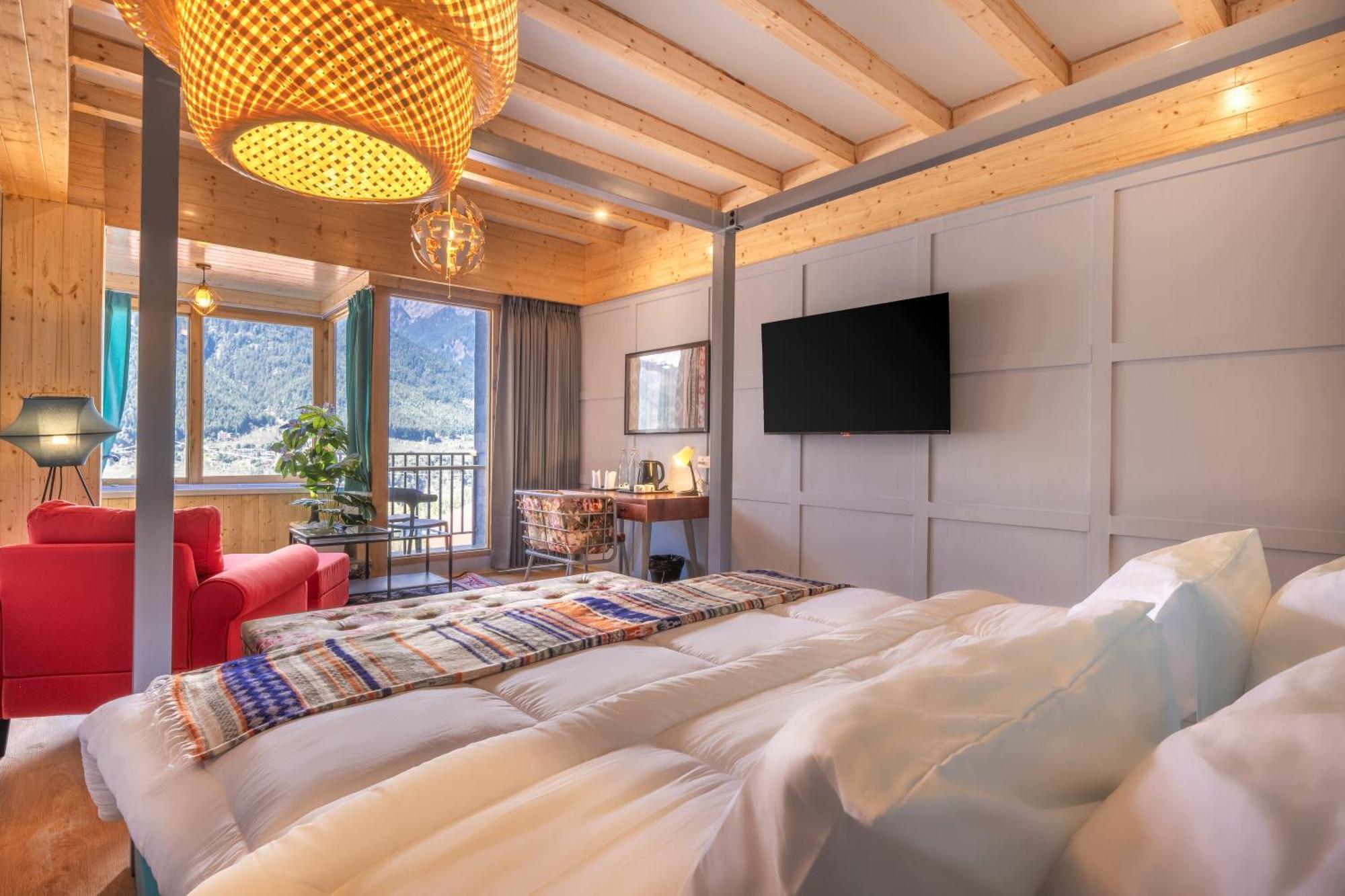 Echor Himalayan Heights Luxe Manali Ξενοδοχείο Εξωτερικό φωτογραφία