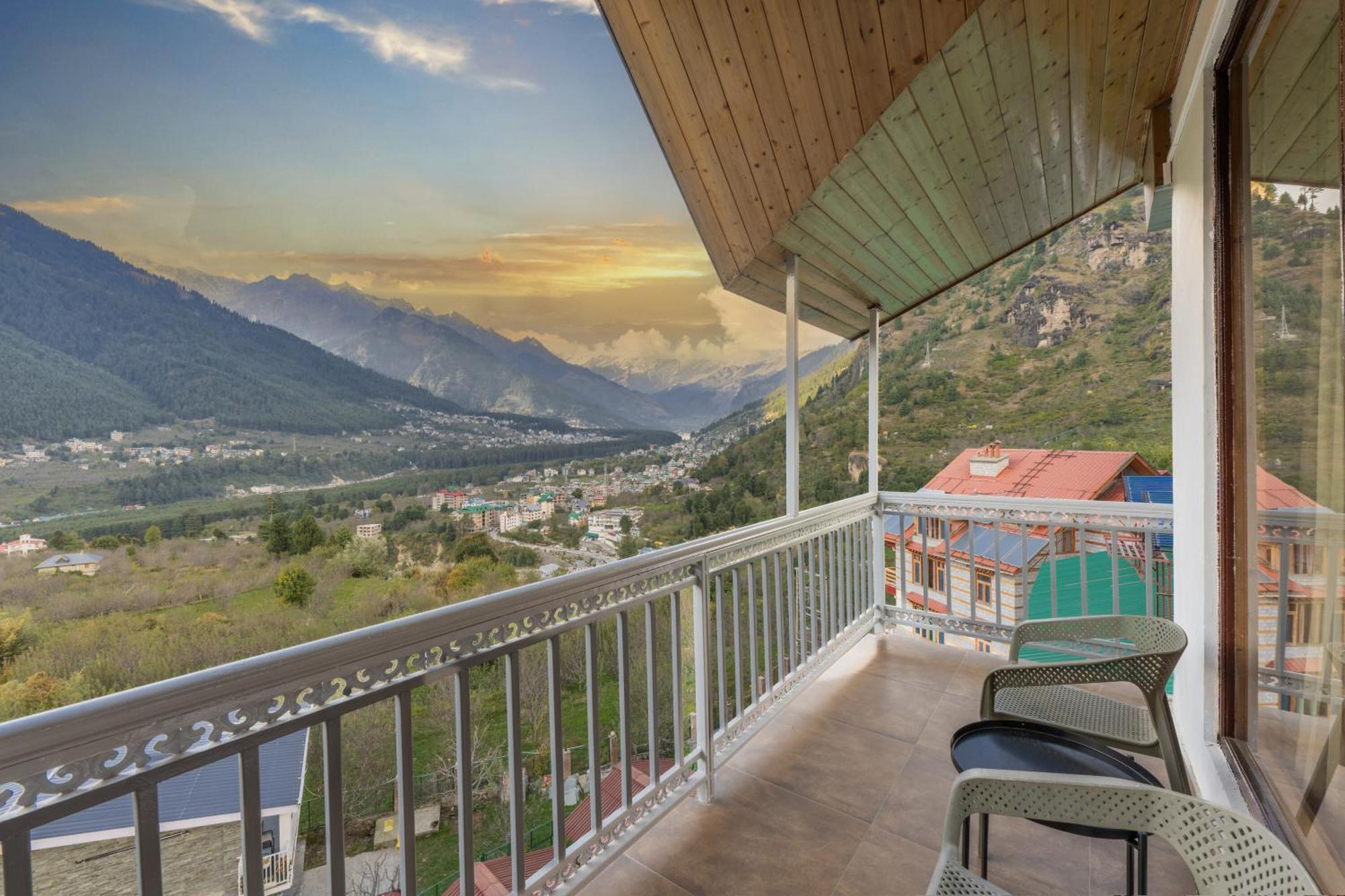 Echor Himalayan Heights Luxe Manali Ξενοδοχείο Εξωτερικό φωτογραφία
