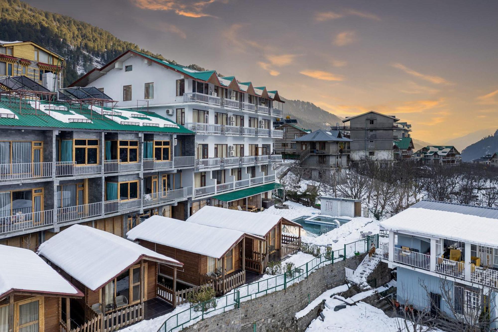 Echor Himalayan Heights Luxe Manali Ξενοδοχείο Εξωτερικό φωτογραφία