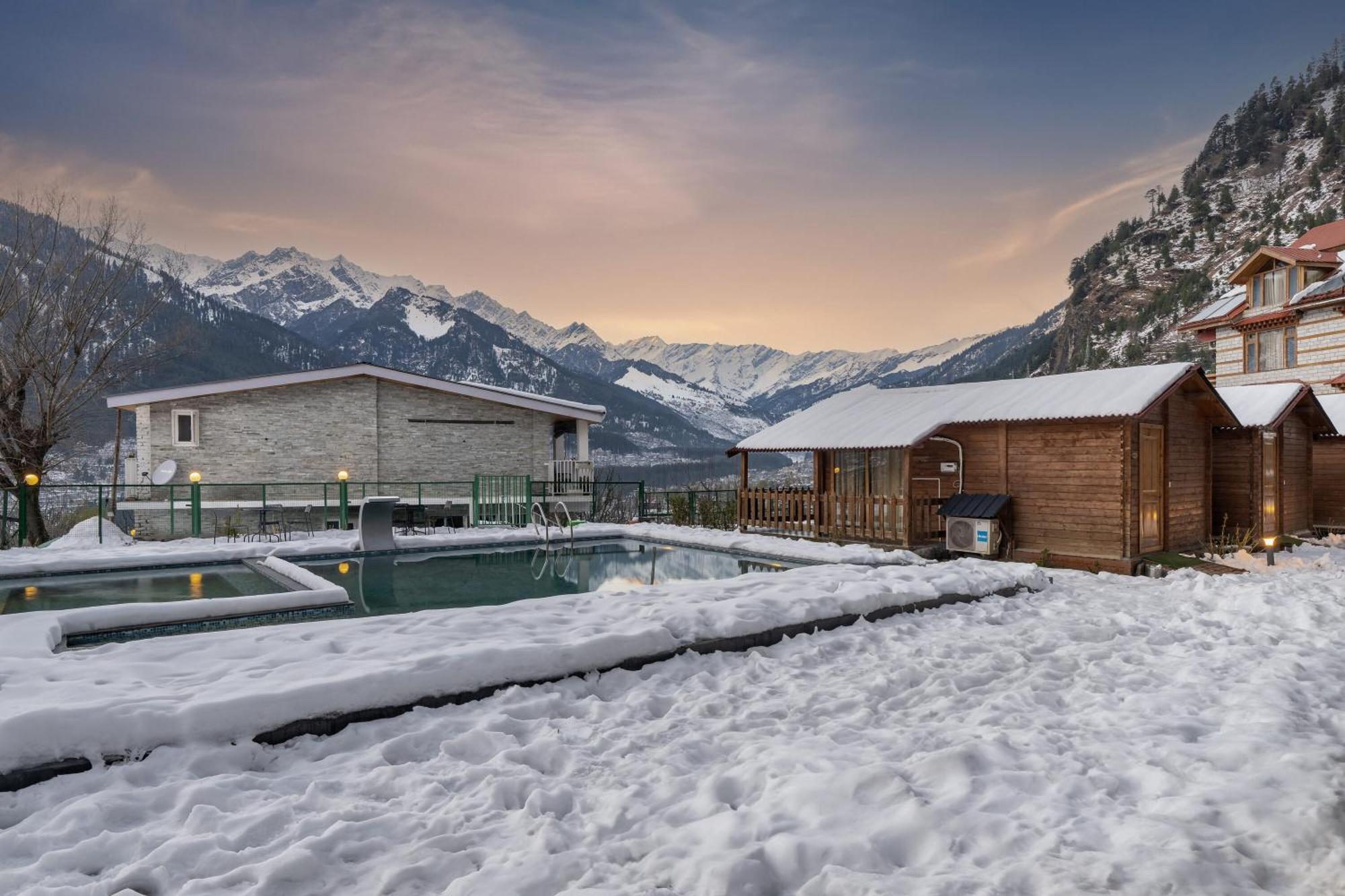 Echor Himalayan Heights Luxe Manali Ξενοδοχείο Εξωτερικό φωτογραφία