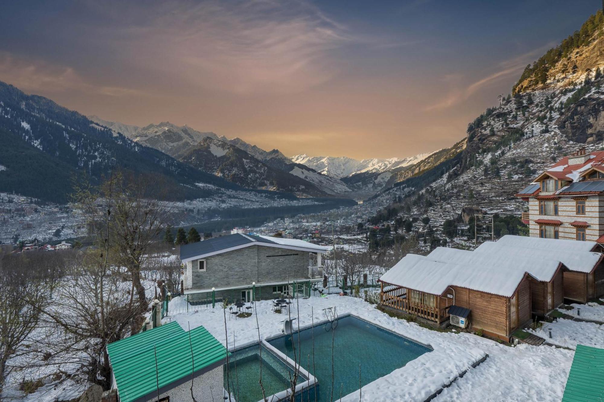 Echor Himalayan Heights Luxe Manali Ξενοδοχείο Εξωτερικό φωτογραφία